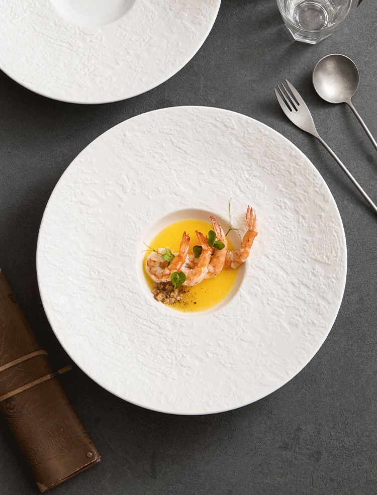 goseung minimalist artisanal hat plate for professional food styling