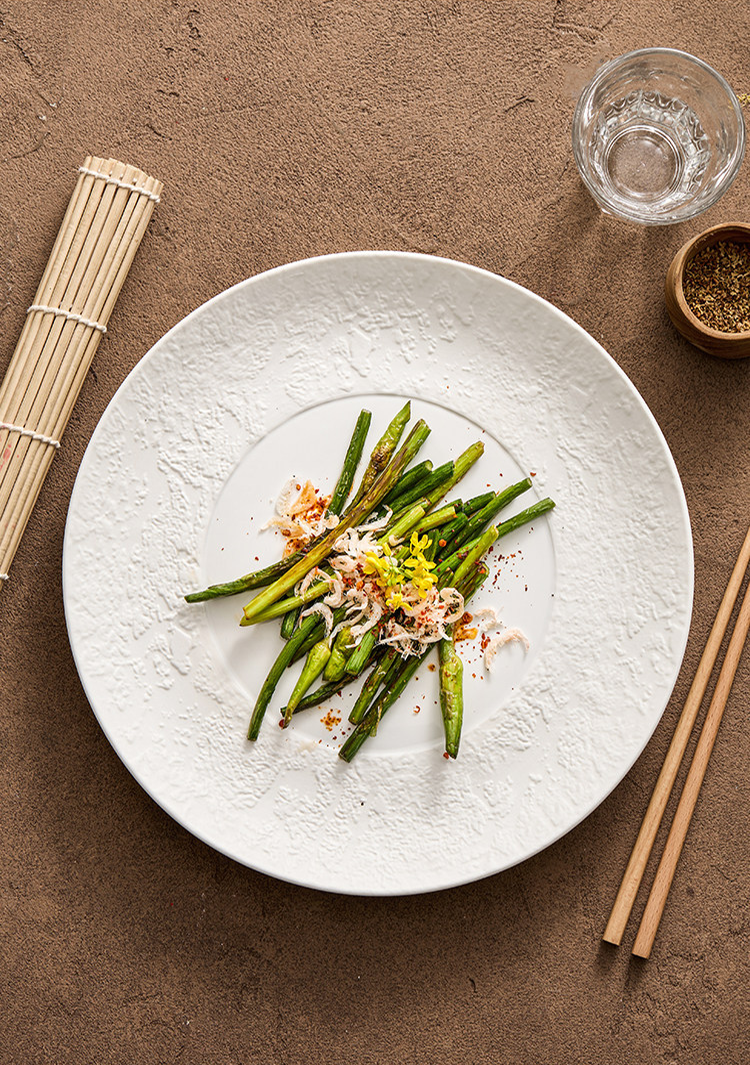 goseung quiet luxury porcelain dinnerware plate for professional chefs