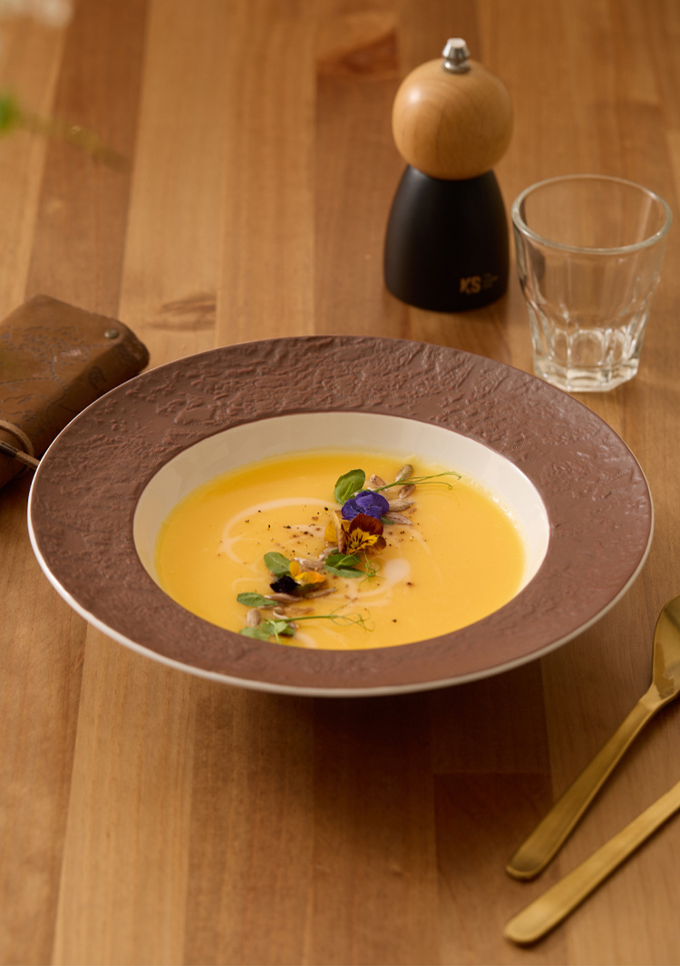 goseung quiet luxury porcelain soup dish for professional tablescapes