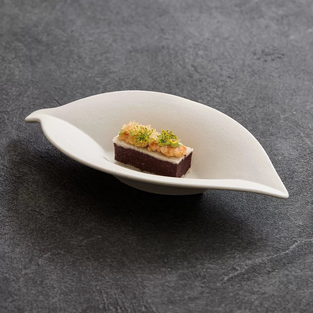 goseung tableware collection leaf shaped ceramic serving dish